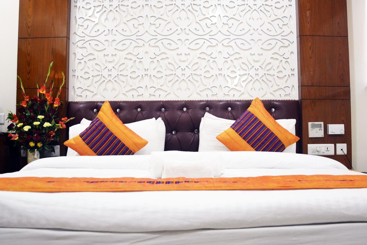 Hotel Trinity Corporate Udyog Vihar à Gurgaon Extérieur photo